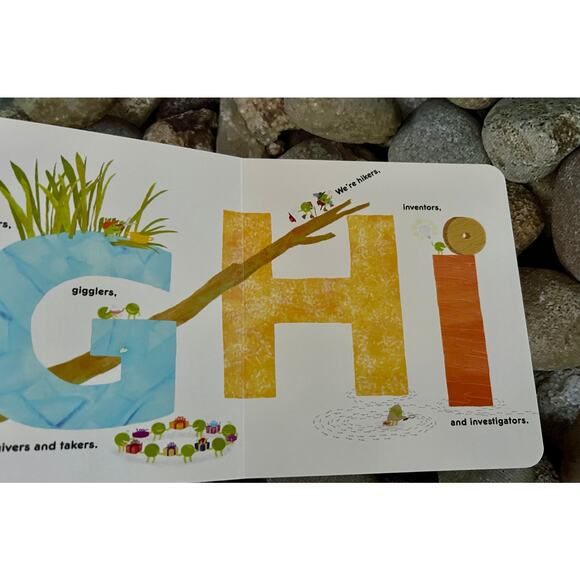 3 CHILDREN BOARD BOOKS - Picture 3 of 6